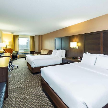 Comfort Inn & Suites Salmon Arm Eksteriør billede