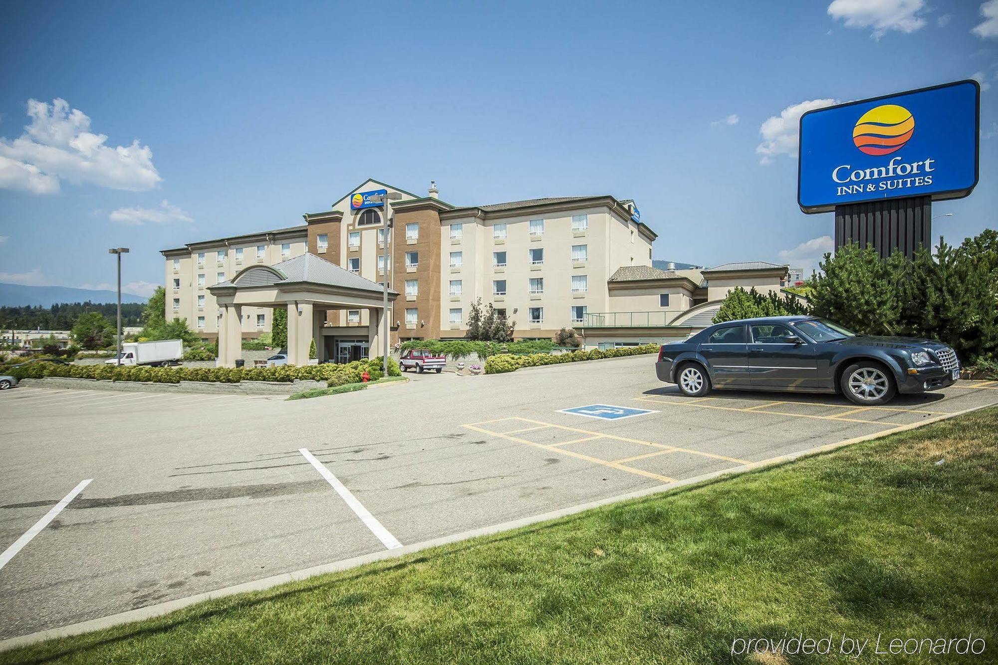 Comfort Inn & Suites Salmon Arm Eksteriør billede