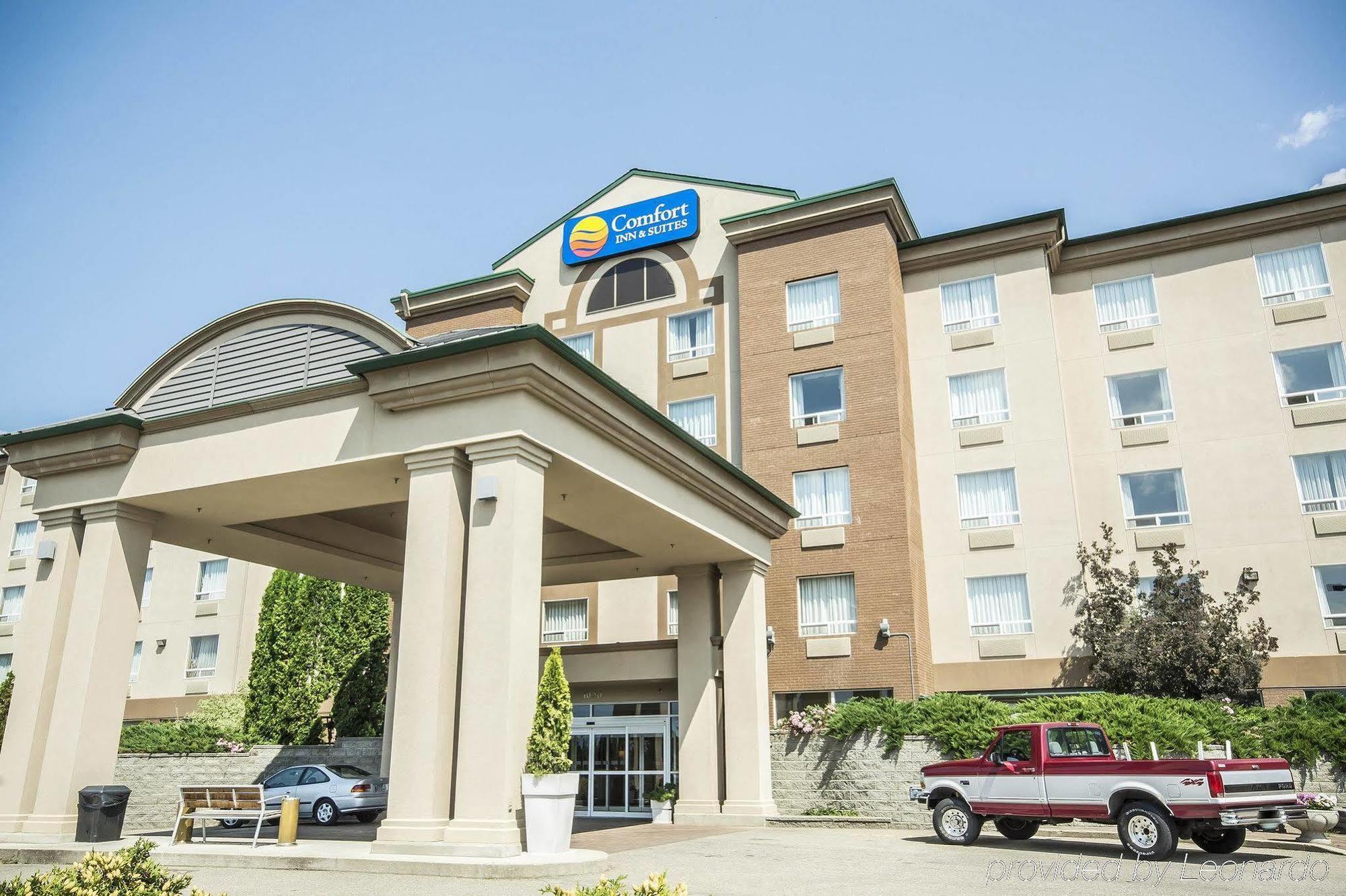 Comfort Inn & Suites Salmon Arm Eksteriør billede