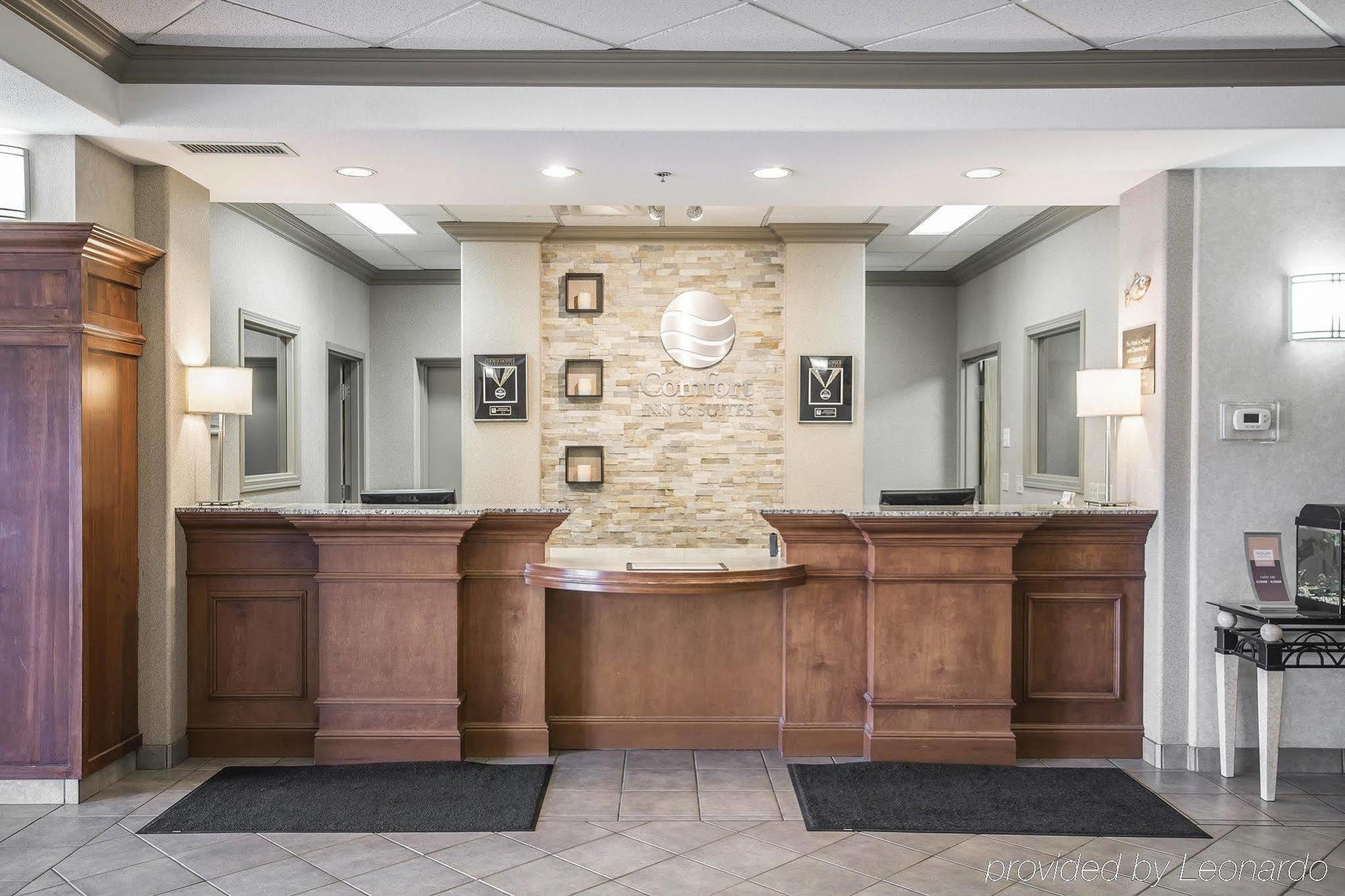 Comfort Inn & Suites Salmon Arm Eksteriør billede